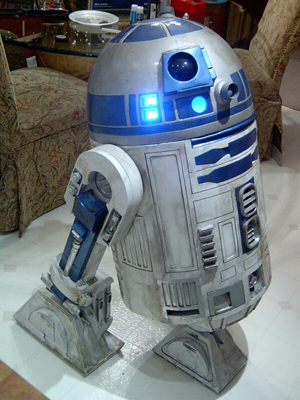 star wars R2-D2 voler stolen R2 life size