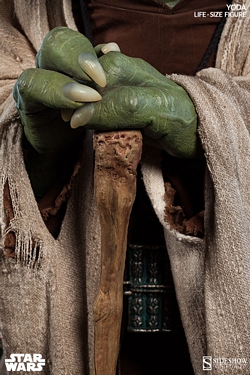 Star Wars Sideshow Collectibles Yoda Life-Size