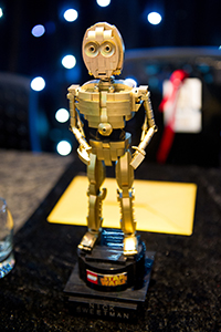 star wars LEGO THE GOLDEN BRICKIES UK AWARDS night pary legoland c-3PO LEGO TRophy prix C-3PO lego brique